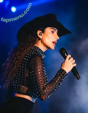 Paula Fernandes / Cantora / paulafernandes nude photo #0272