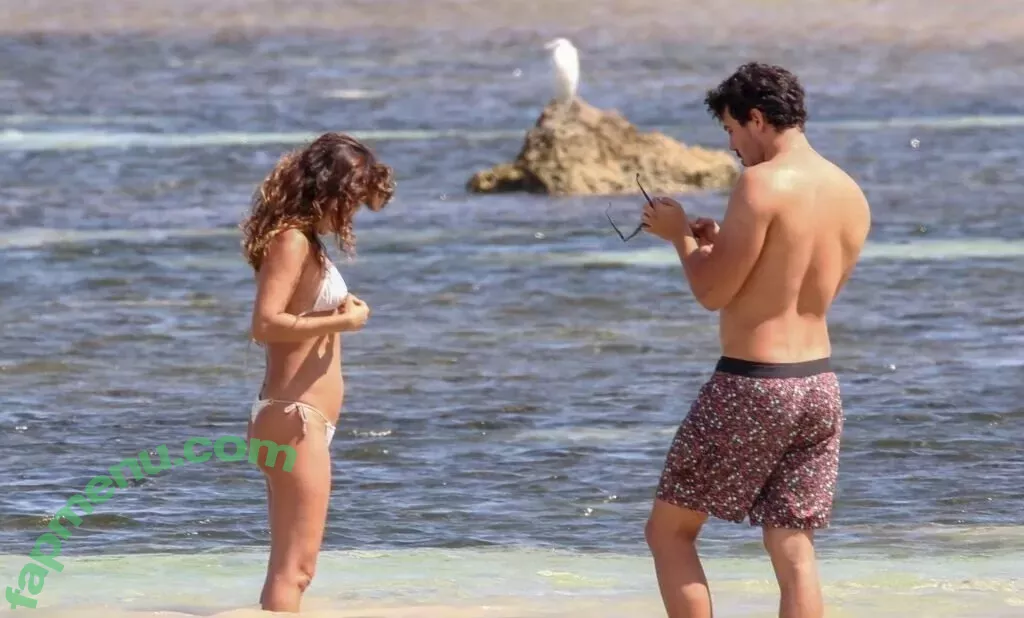 Paula Fernandes nude photo #0025 (Cantora / paulafernandes)