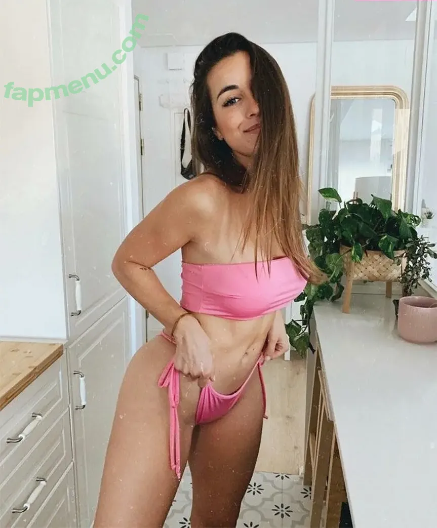 Paula Gonu nude photo #0005 (Paula Gonu)