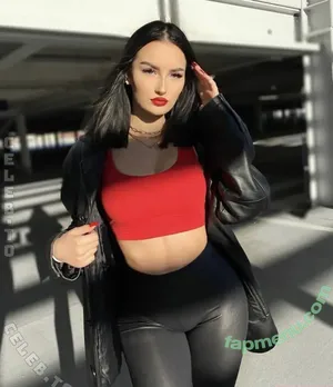 Paula Metzmeier / paula.mtzm nude photo #0157