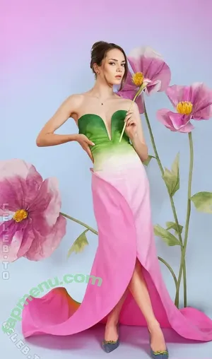 Paula Mooh / un.labeled_ nude photo #0038