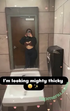 Pauladeencakes / Paula Desimio nude photo #0020