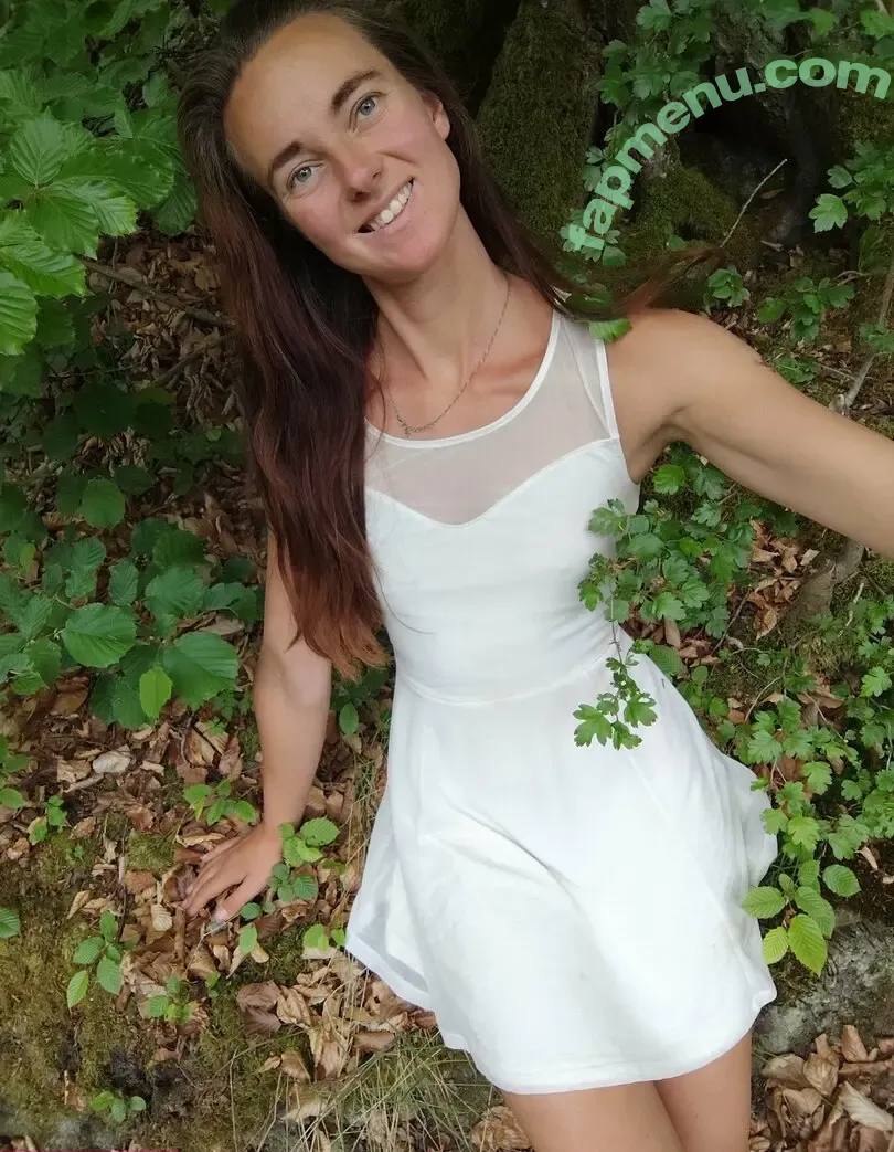 paulasabenteuer nude photo #0051 (paula.vom.wald)