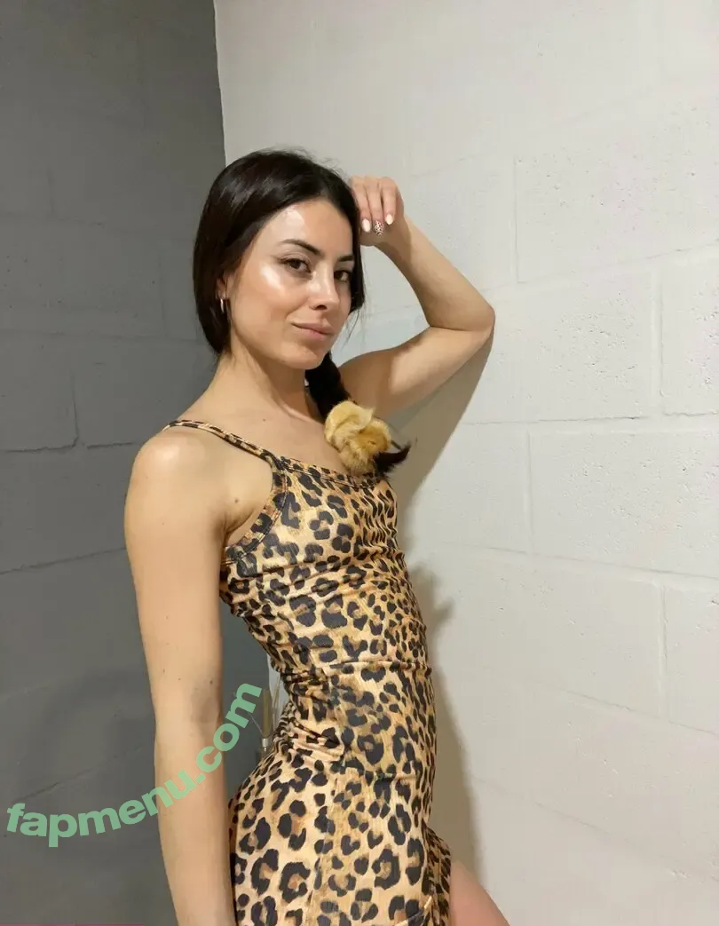 paulasky nude photo #0020 (paula.sky_)