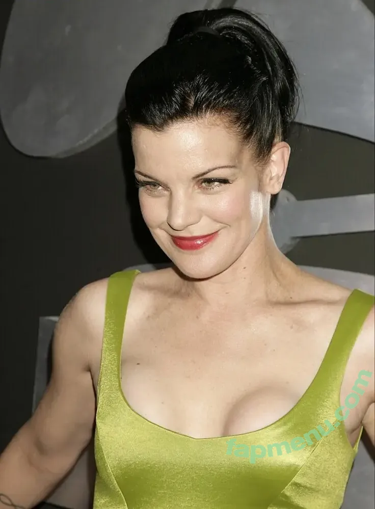 Pauley Perrette nude photo #0009 (Pauley Perrette)