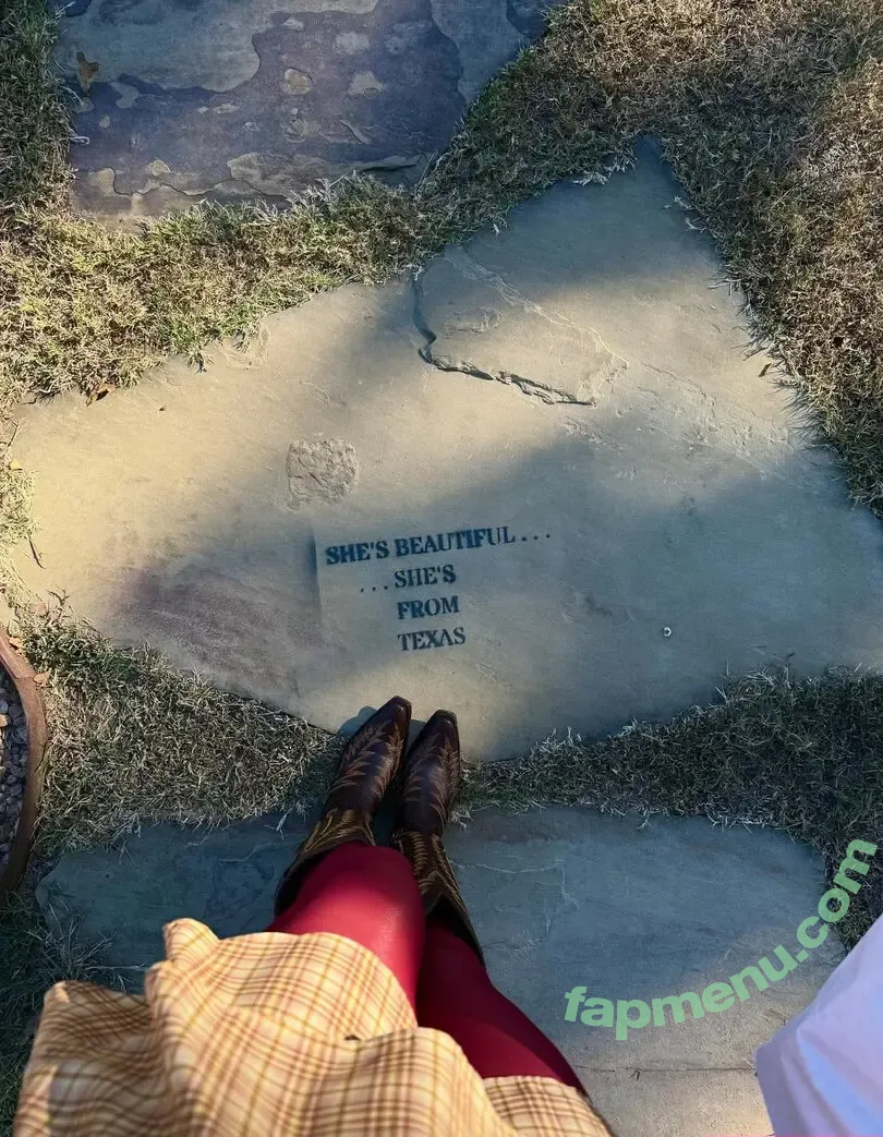 Paulina Chavez nude photo #0072 (PaulinaFChavez)