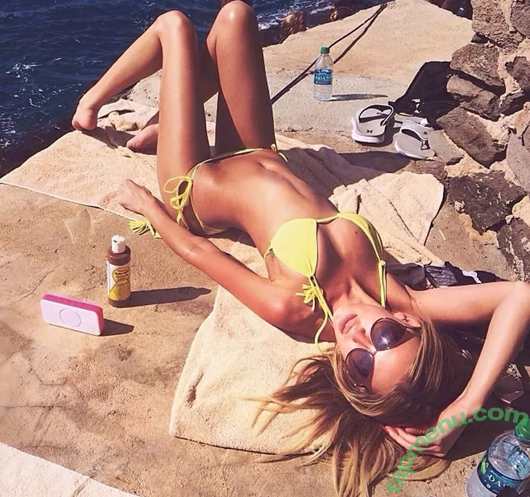 Paulina Gretsky nude photo #0013 (paulinagretzky)