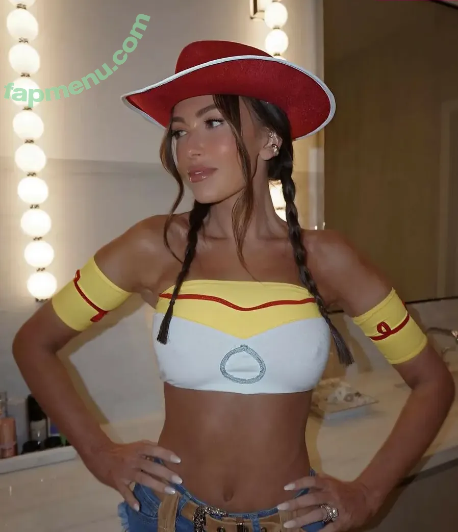 Paulina Gretzky nude photo #0164 (paulinagretzky)