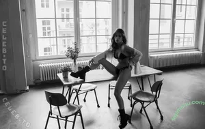 Paulina Pastuszczak / itspaulina__ / paulinepastel nude photo #0158