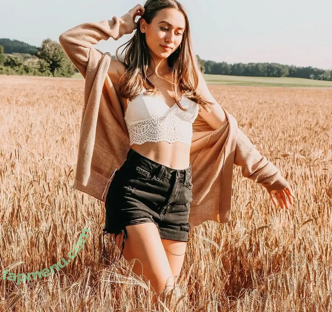 Paulina Wallner nude photo #0012 (paulinawallner)