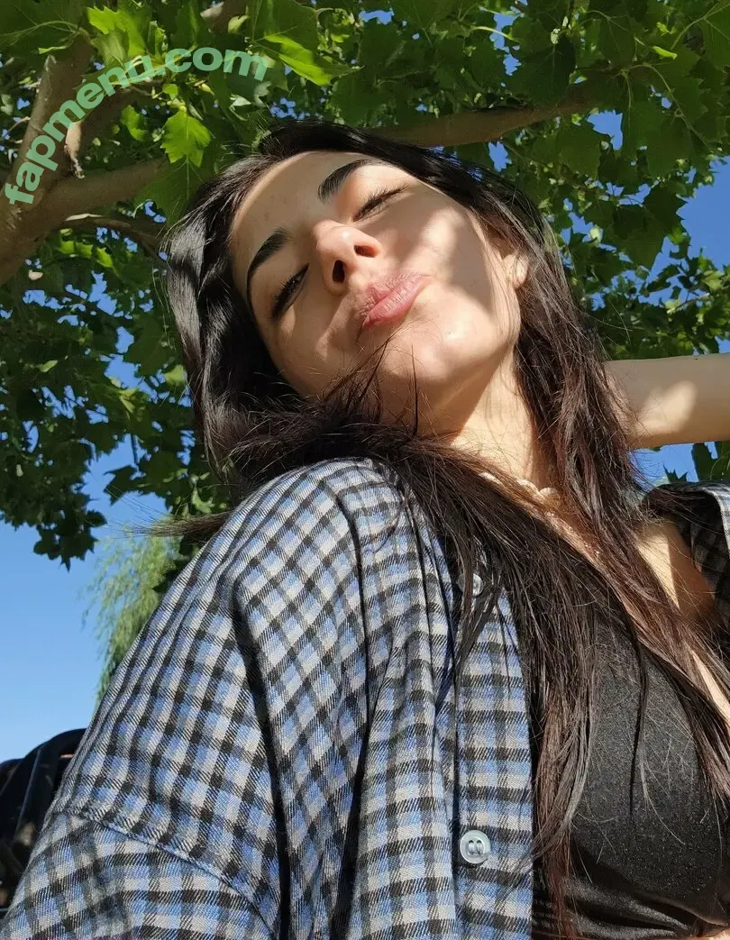 paulinaaxo nude photo #0002 (paulinaaxo)