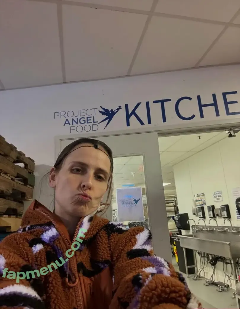 Pauline Chalamet nude photo #0064 (pauline.chalamet)