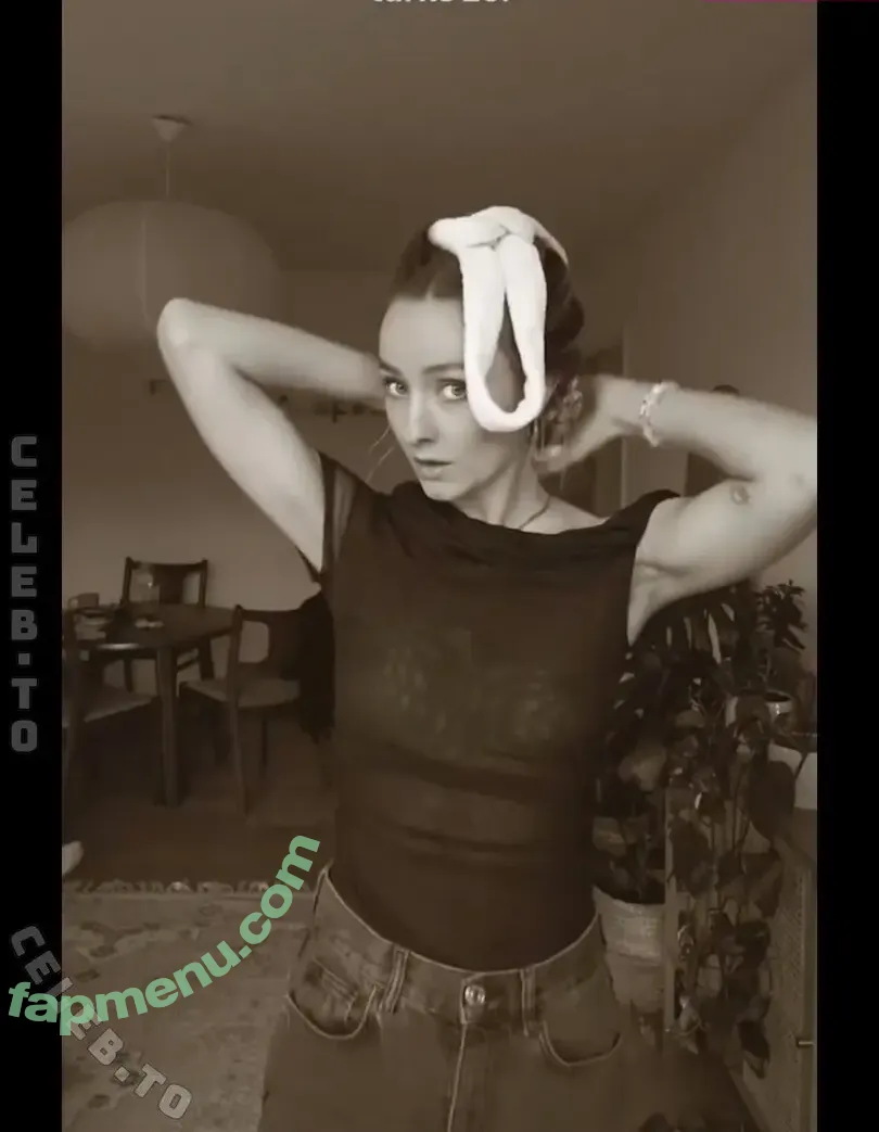 Pauline Schirmer nude photo #0020 (mind.wanderer)