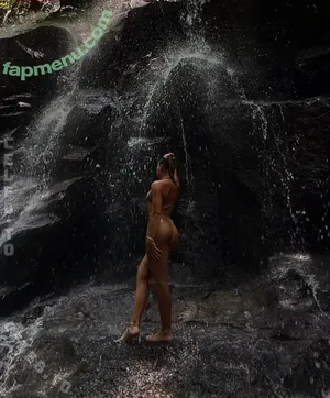 paulinewsn / paulinewsn0 nude photo #0007