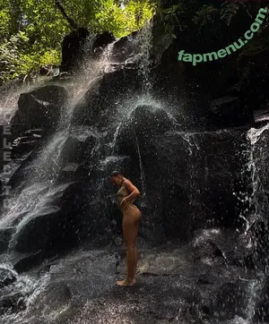 paulinewsn / paulinewsn0 nude photo #0008