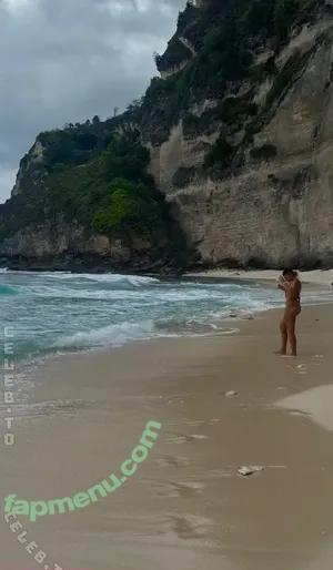 paulinewsn / paulinewsn0 nude photo #0015