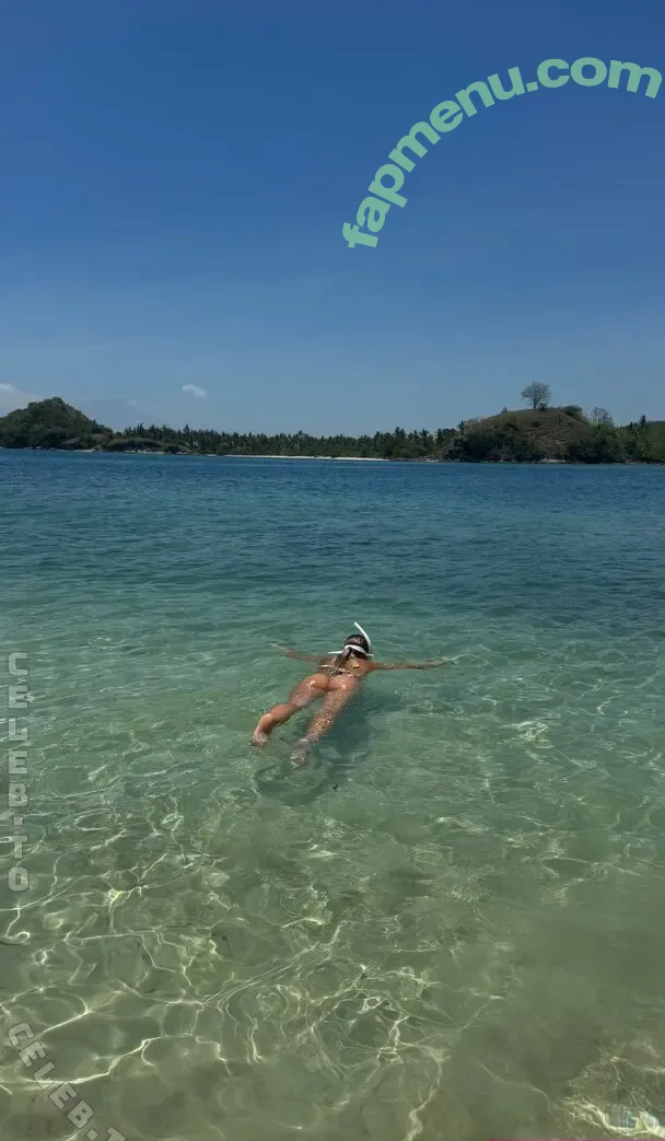 paulinewsn nude photo #0014 (paulinewsn0)