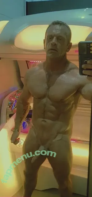  nude photo #0002