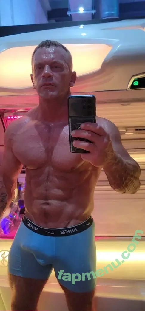 paulmc80 nude photo #0007 (paulmc80)