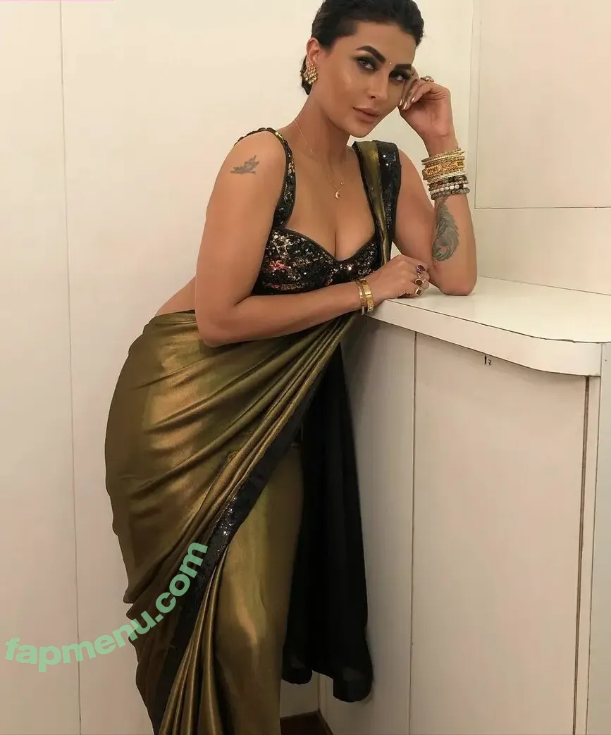 Pavitra Punia nude photo #0002 (Pavitra Punia)