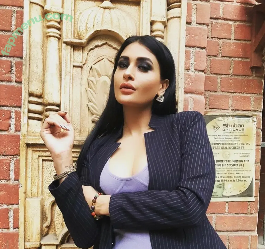 Pavitra Punia nude photo #0012 (Pavitra Punia)