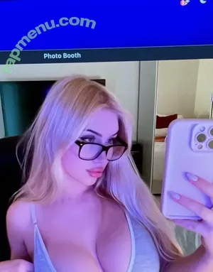 pavoxxy / pavoxy nude photo #0001