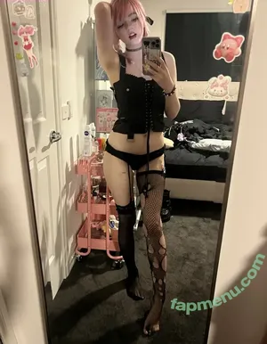 Pawiimiina nude photo #0004