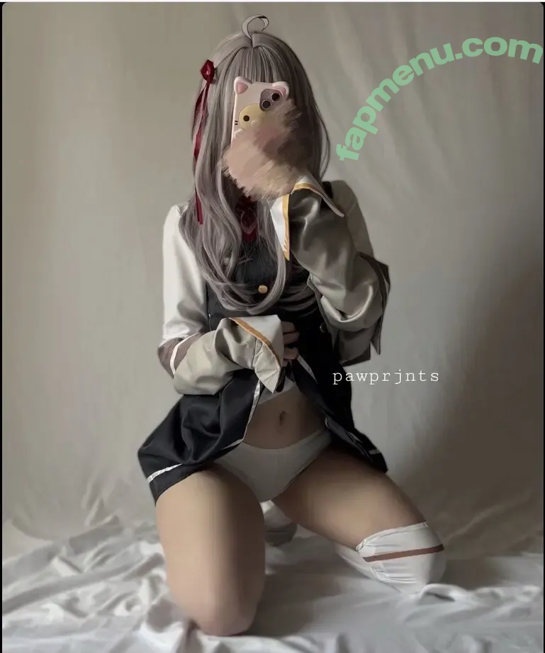 pawprjnts nude photo #0004 (paw.prints / swdism)