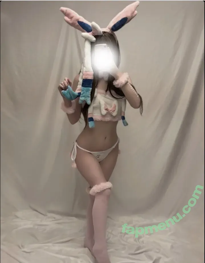pawprjnts nude photo #0007 (paw.prints / swdism)