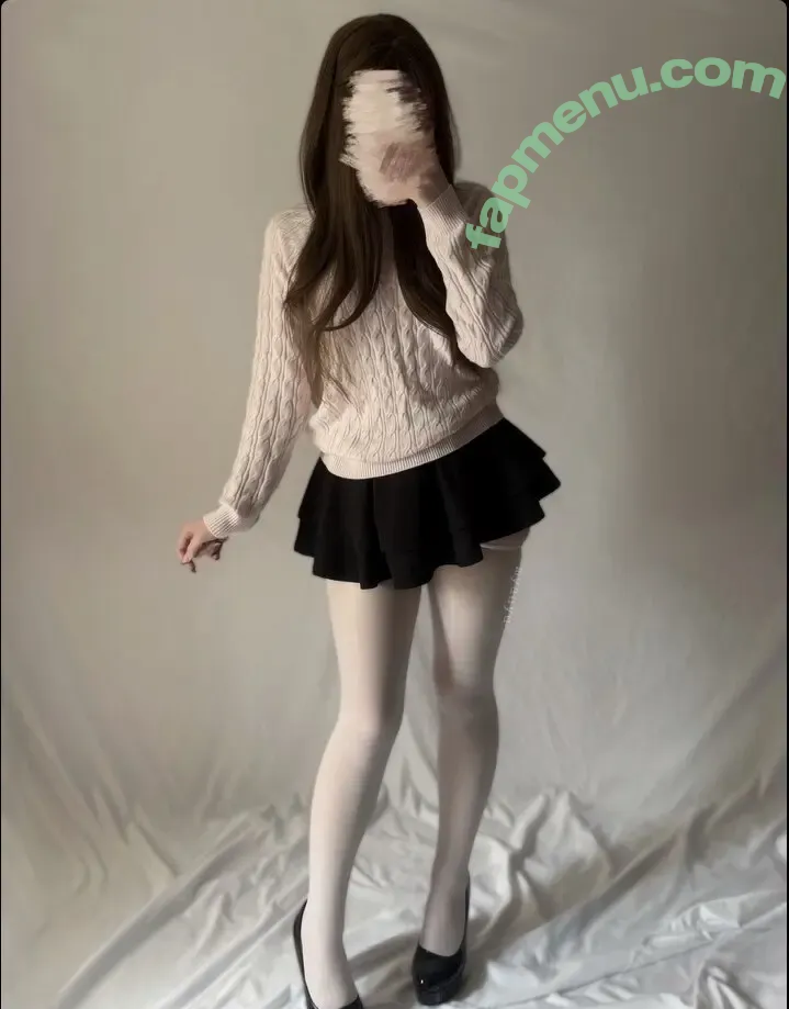 pawprjnts nude photo #0036 (paw.prints / swdism)