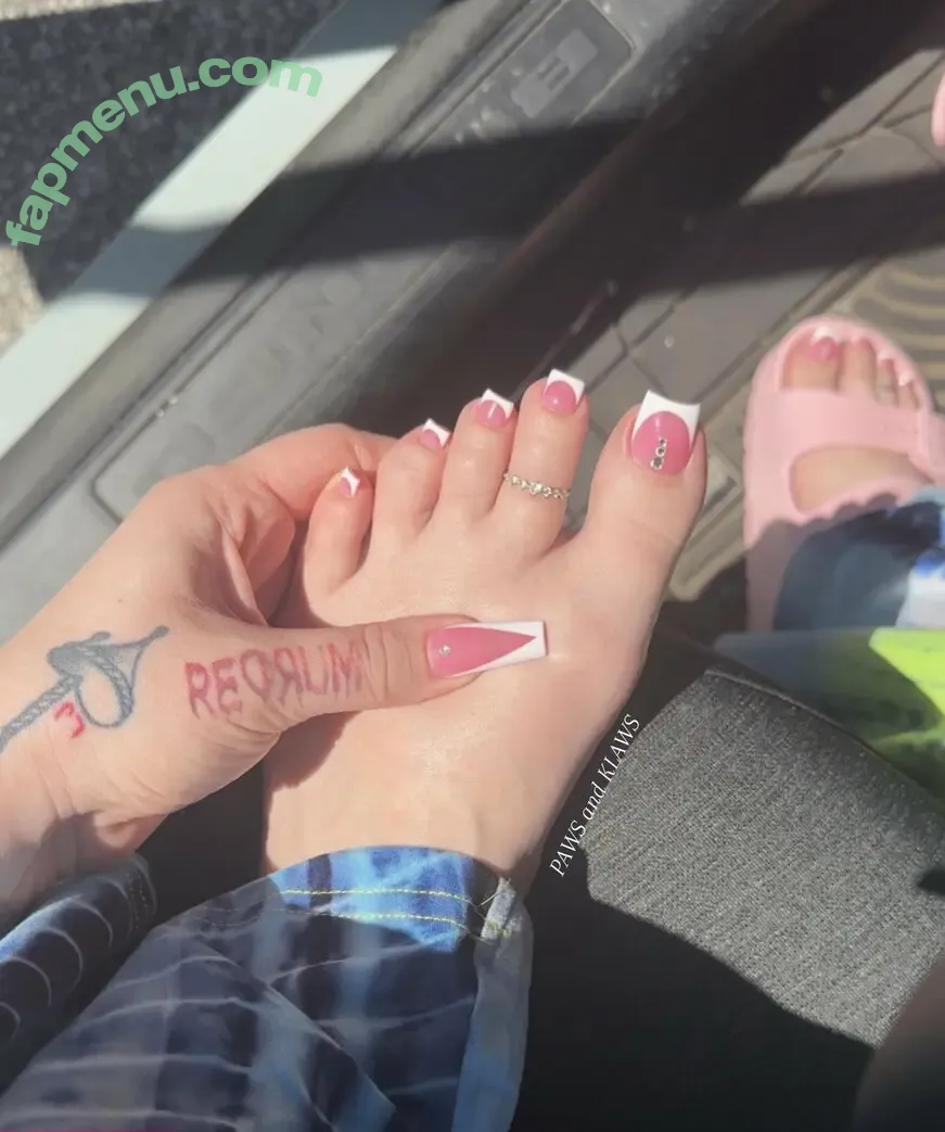 Pawsandklaws nude photo #0016 (Pawsandklaws)