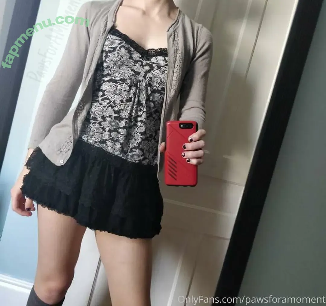 pawsforamoment nude photo #0042 (pawsfor_a_moment)