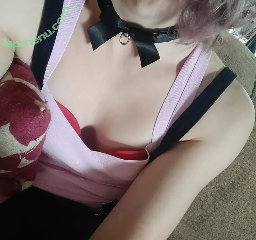 pawsforamoment nude photo #0048 (pawsfor_a_moment)