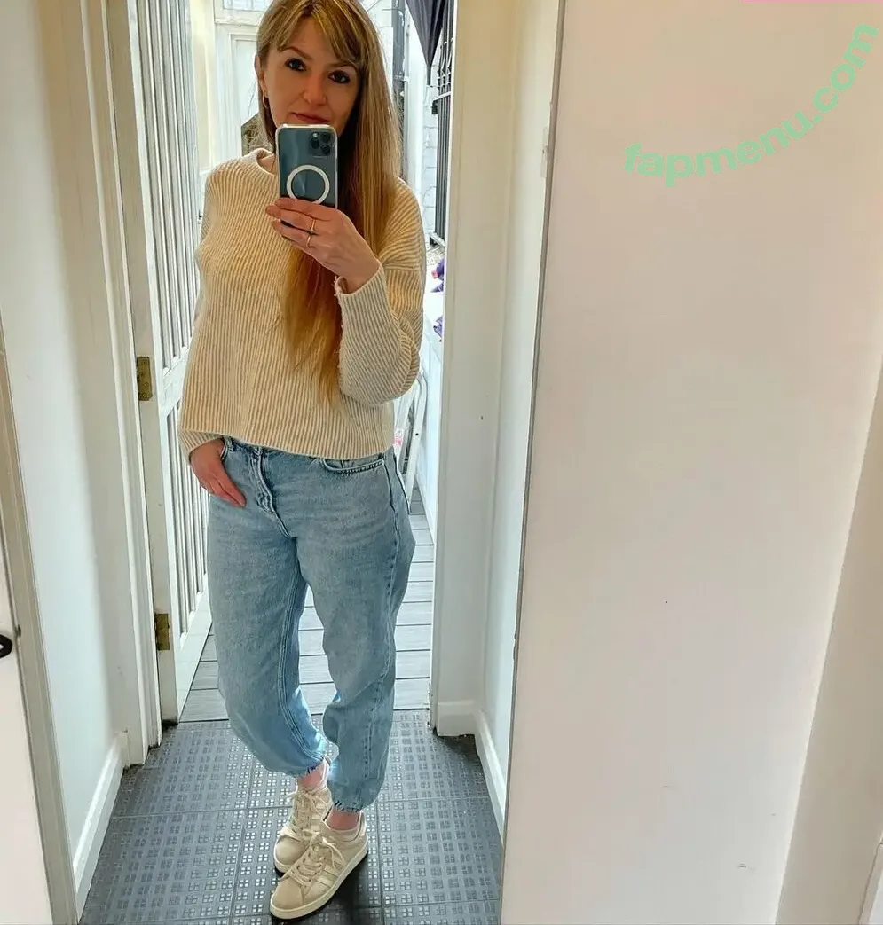 payingformydivorce nude photo #0089 (Instakat74)