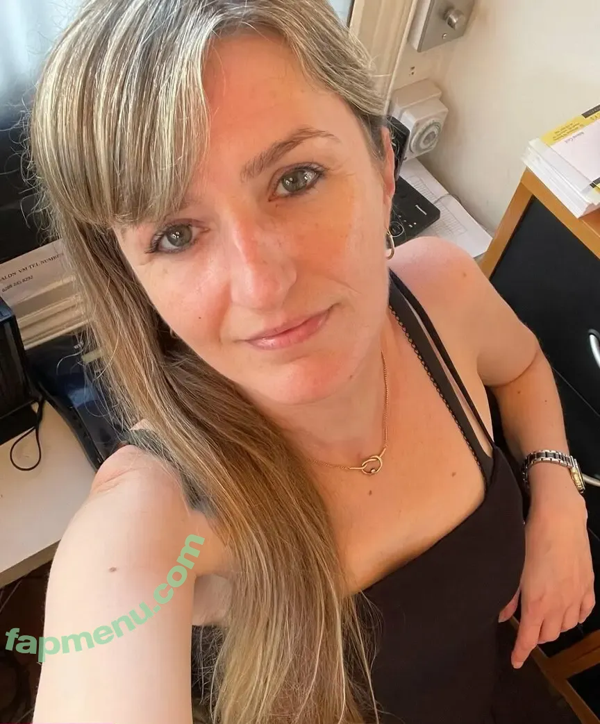 payingformydivorce nude photo #0092 (Instakat74)