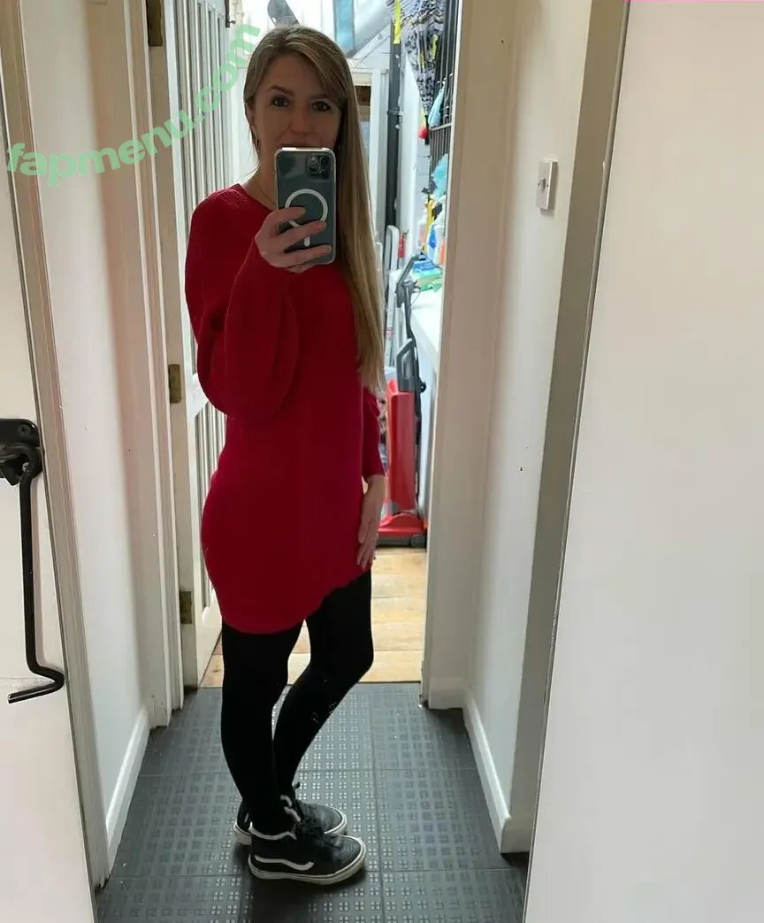 payingformydivorce nude photo #0099 (Instakat74)