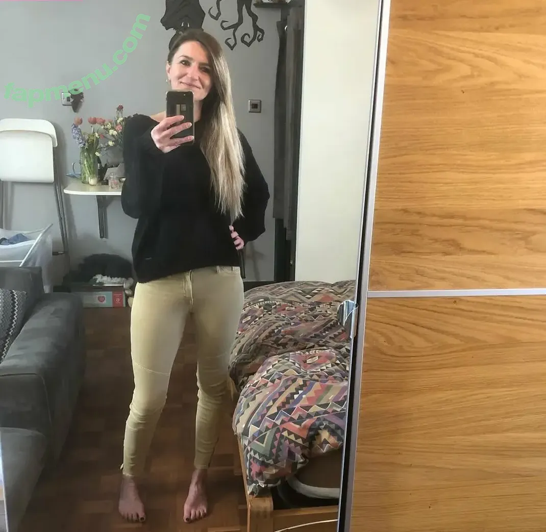 payingformydivorce nude photo #0120 (Instakat74)