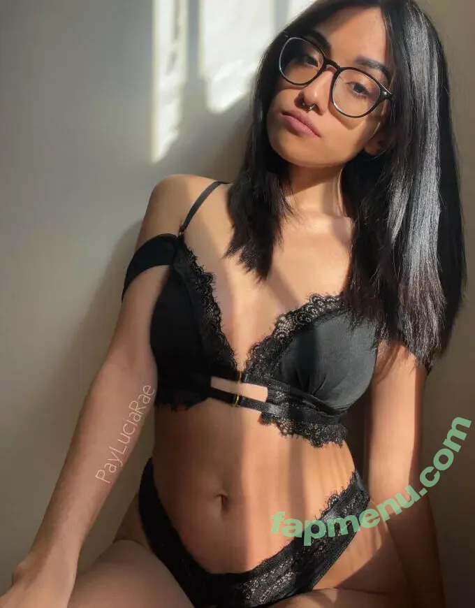 Payluciarae nude photo #0074 (Payluciarae)