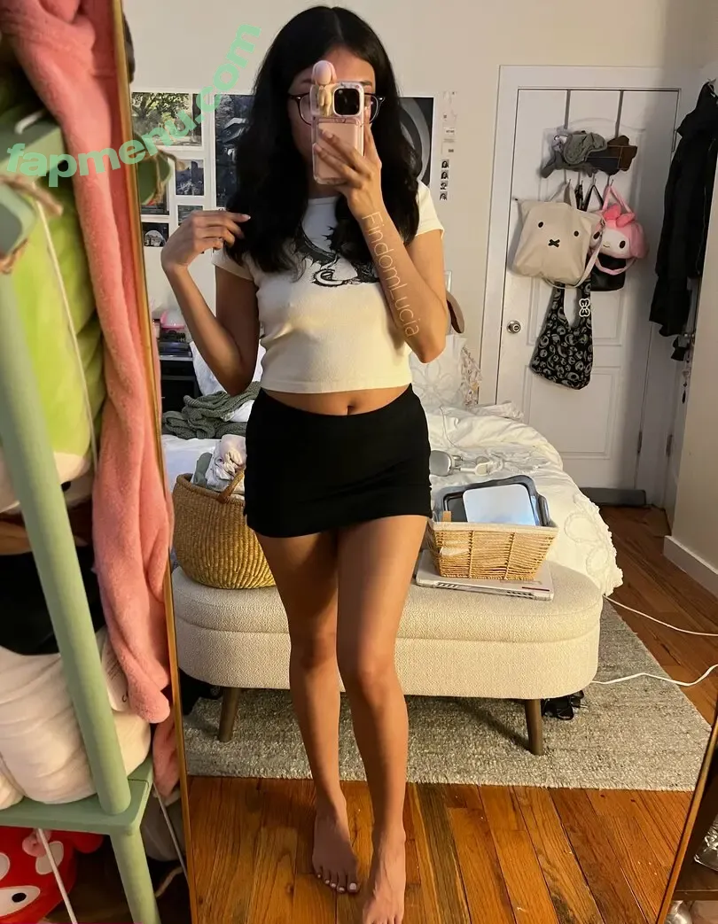Payluciarae nude photo #0079 (Payluciarae)
