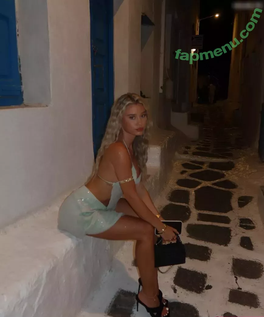 Payton Ramolla nude photo #0907 (PAYTONPRESLEE / payton.r)