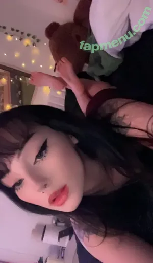 payxluna / missxluna / princess.lunaaa nude photo #0001