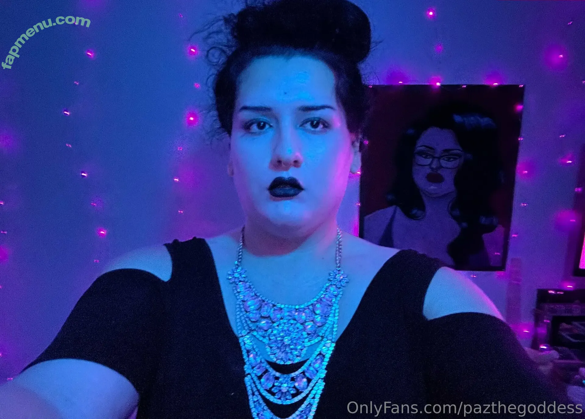 pazthegoddess nude photo #0009 (pazgoddess)