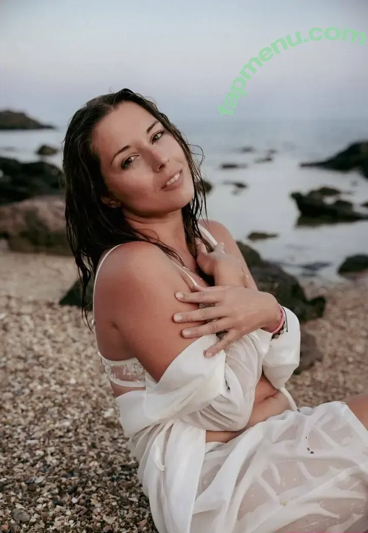 pazziperlagnagna nude photo #0241 (champaggnemamai)
