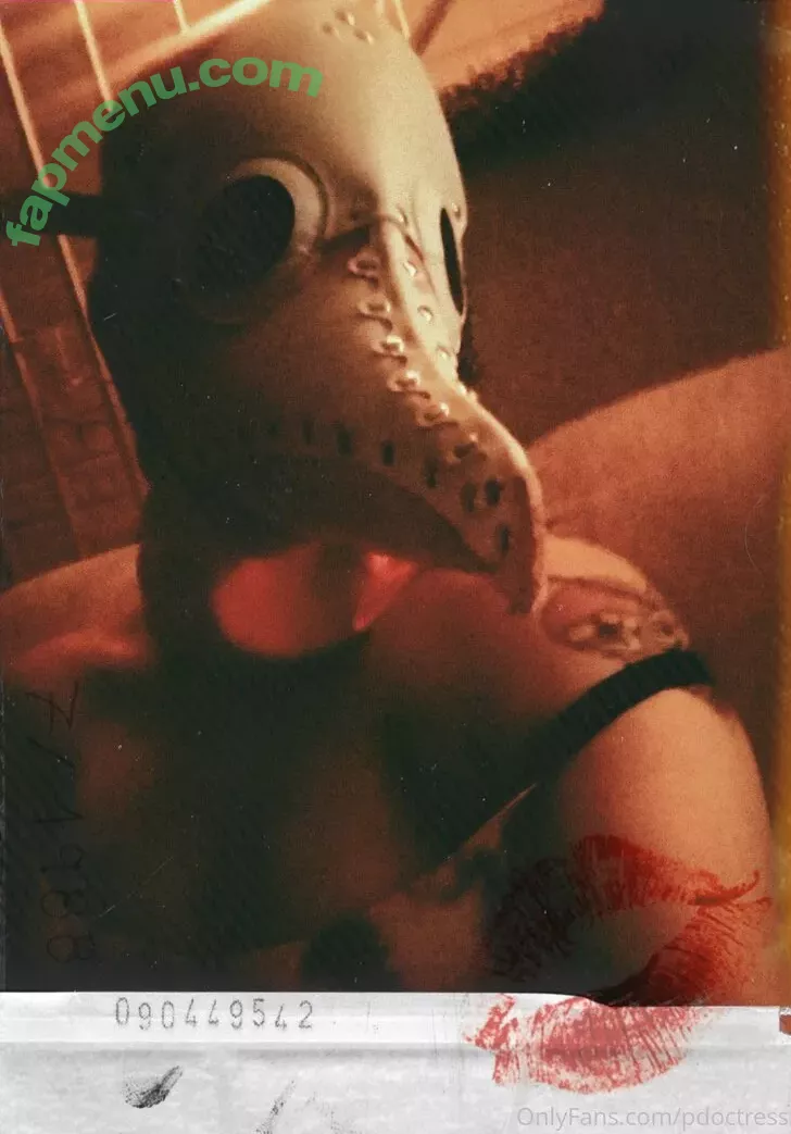 PDoctress nude photo #0120 (Plague Doctress)