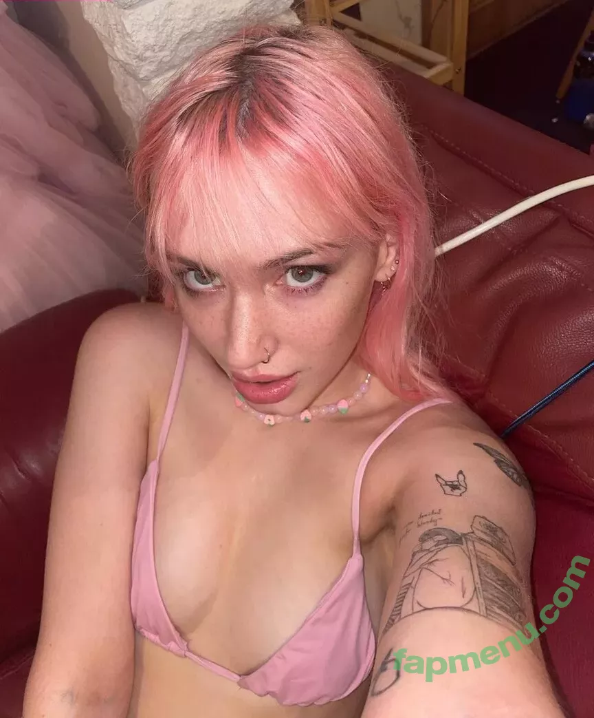 Peach PRC nude photo #0004 (peachprc)