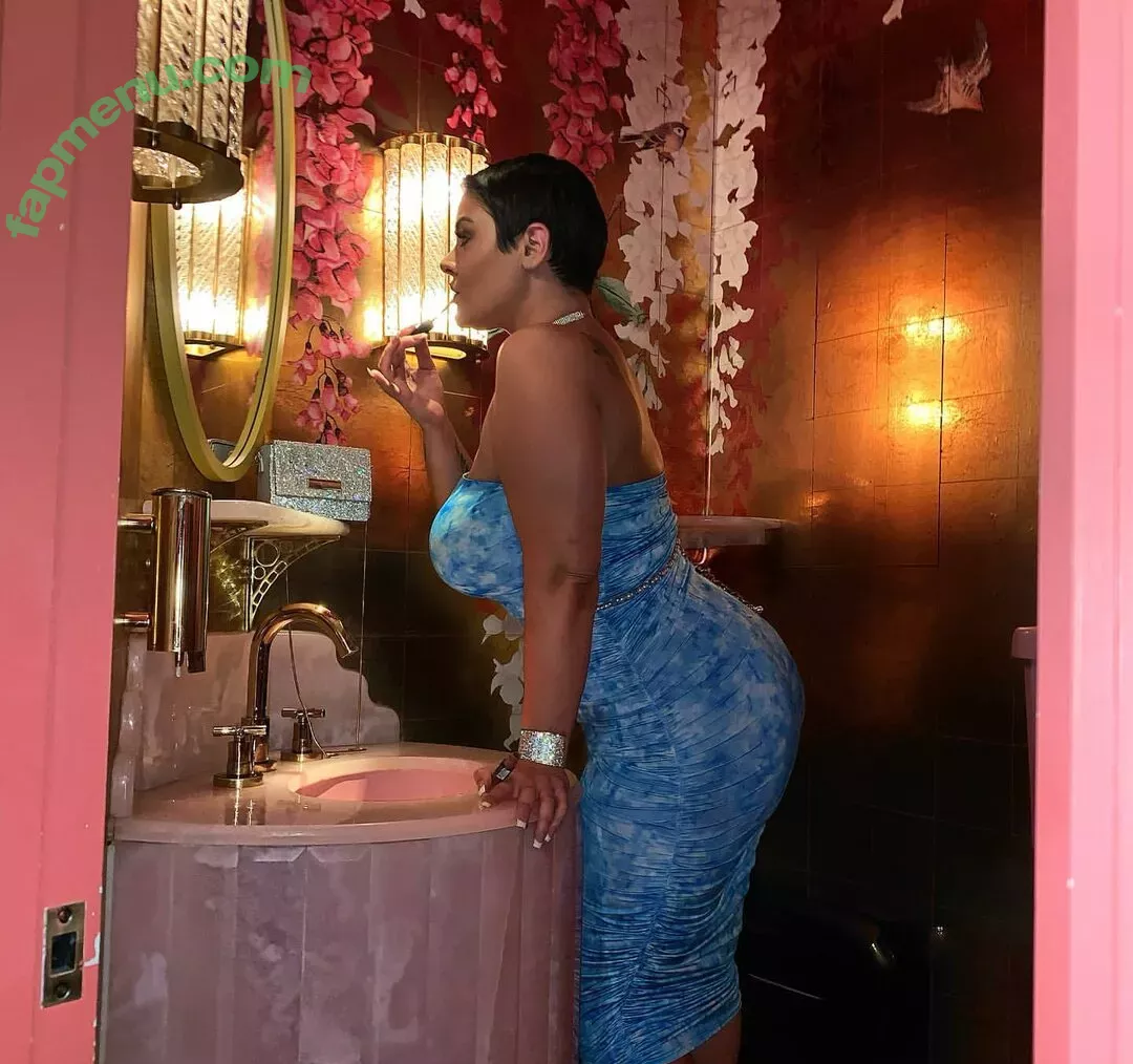 Peaches nude photo #0220 (peachtreeandme / pinkpeach4 / pluckypeaches)