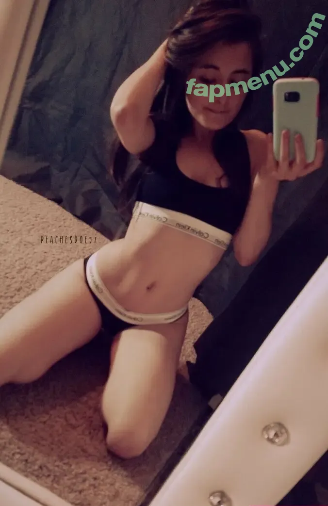 peachesdoe nude photo #0002 (peachesdoe)