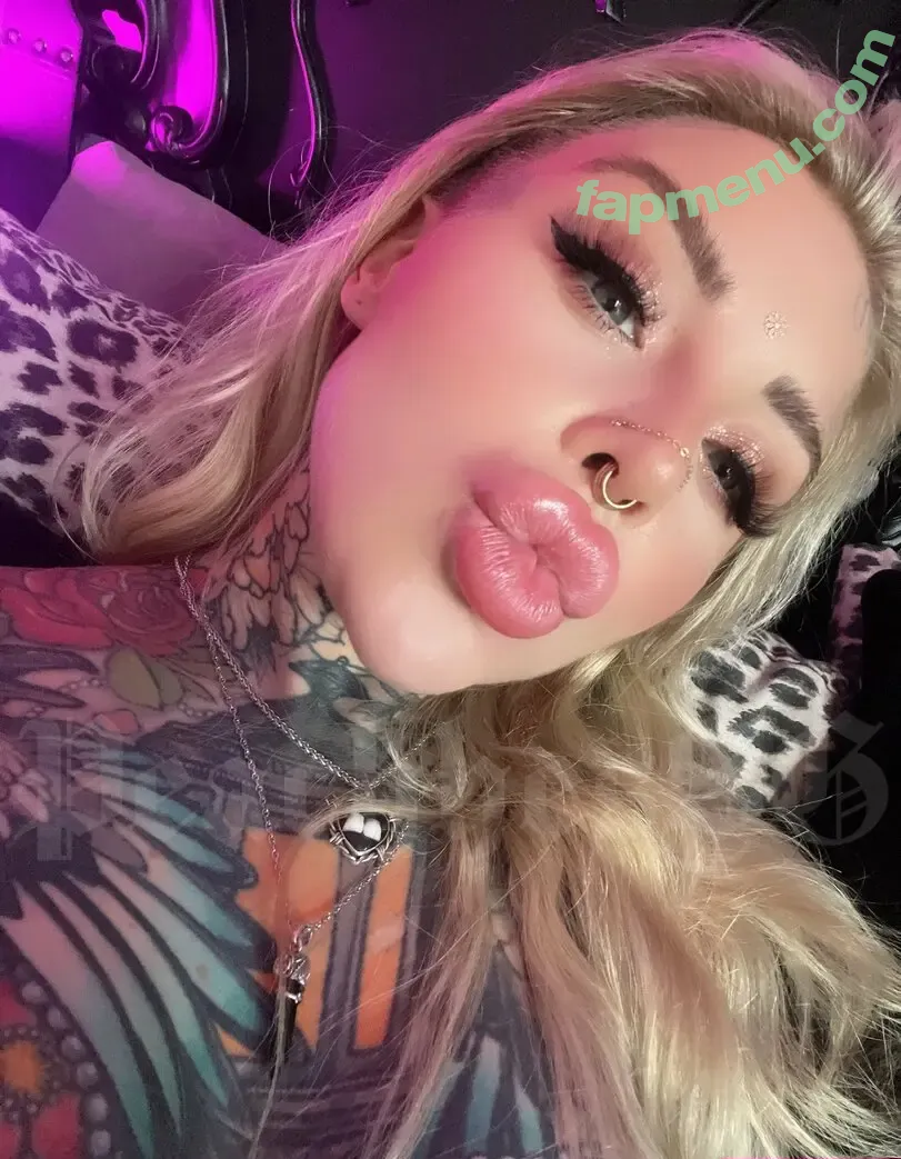 Peachhes SG nude photo #0295 (peachhes_sg)