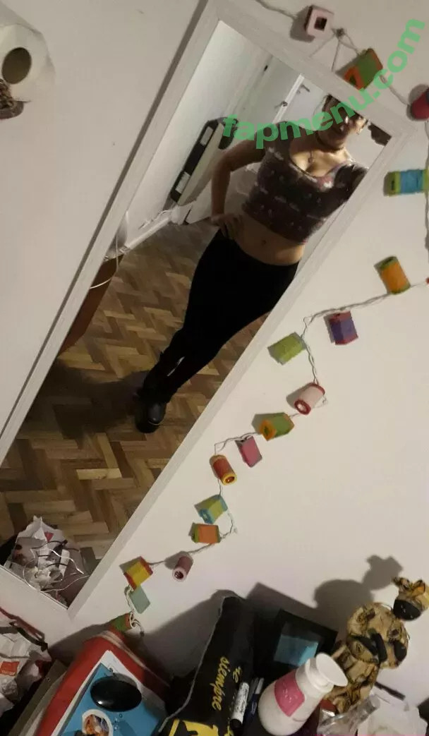 peachvicco nude photo #0005 (peachiecoco)