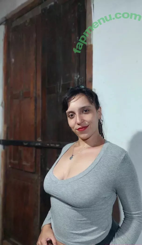 peachvicco nude photo #0022 (peachiecoco)